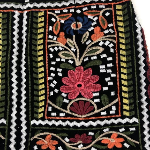 Black & Colorful Floral Embroidered Mini Skit - Picture 5 of 7